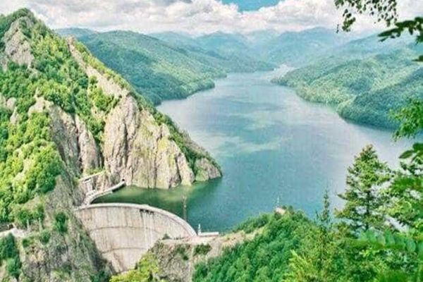 LACUL VIDRARU VA FI GOLIT COMPLET PENTRU PRIMA DATĂ DUPĂ 50 DE ANI. HIDROELECTRICA ÎNCEPE RETEHNOLOGIZAREA BARAJULUI