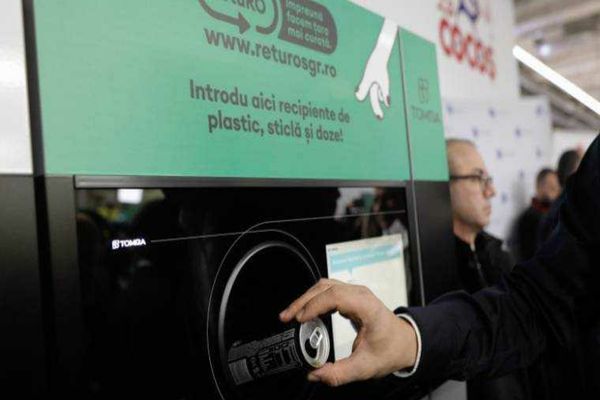Românii au returnat aproape 8 miliarde de ambalaje prin Sistemul Garanție-Returnare, în doi ani