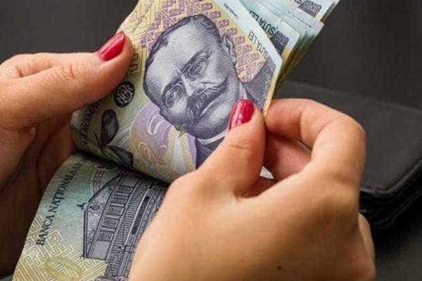 Premierul Bolojan spulberă orice speranță: „Nu avem loc de creștere a salariului minim”