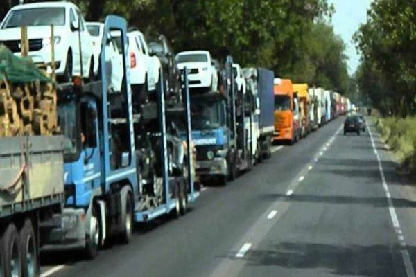 Salarii de până la 4.500 de euro pentru șoferii de TIR din Luxemburg. Angajările sunt în plină desfășurare