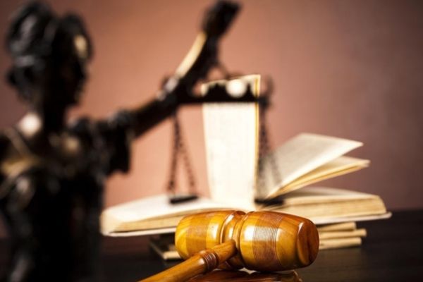 CE PREVEDE SCHIȚA PROIECTULUI DE LEGE PENTRU MODIFICAREA PENSIILOR MAGISTRAȚILOR. CE ”PORTIȚE” AU FOST LĂSATE - DOCUMENT 