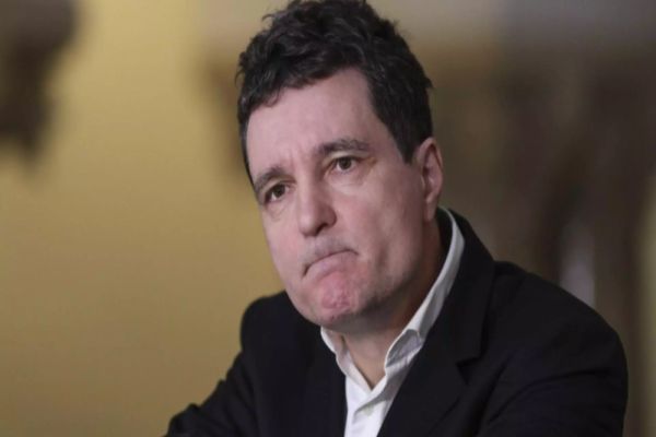 NICUȘOR DAN, NERVOS ATUNCI CÂND ESTE ÎNTREBAT DE BANII CHELTUIȚI ÎN CAMPANIE