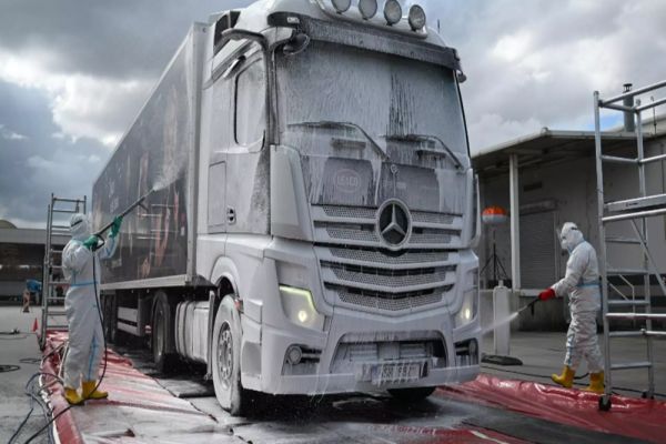 UNGARIA MOBILIZEAZĂ ARMATA PENTRU A COMBATE EPIDEMIA DE FEBRĂ AFTOASĂ ÎN FERMELE DE ANIMALE 