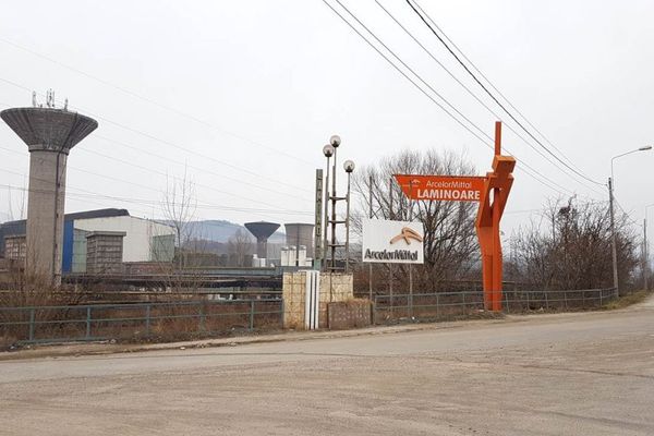 Combinatul siderurgic Hunedoara se închide definitiv. Aproape 500 de oameni vor fi dați afară - DOCUMENT