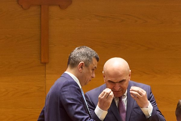 Blocaj în Coaliție: măsurile lui Bolojan, puse pe pauză. Grindeanu o acuză pe Ioana Ene-Dogioiu că minte: „Dacă mai face o dată asta, pleacă”