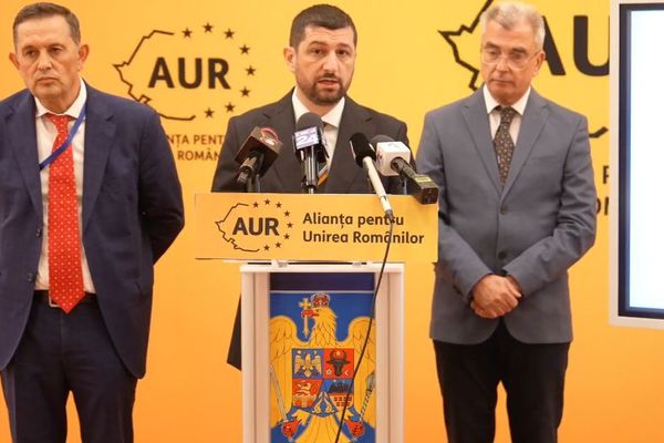 LIDERII AUR AU FĂCUT RADIOGRAFIA DEZASTRULUI CREAT DE BOLOJAN: RATA ȘOMAJULUI SARE ÎN AER, ÎMPRUMUTURI ÎMPOVĂRĂTOARE ȘI ROMÂNI SĂRĂCIȚI INUTIL – VIDEO