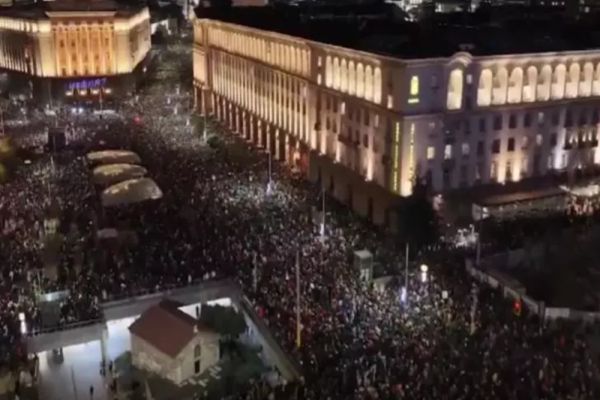 Guvernul Bulgariei a demisionat, pe fondul protestelor masive împotriva corupției și a austerității