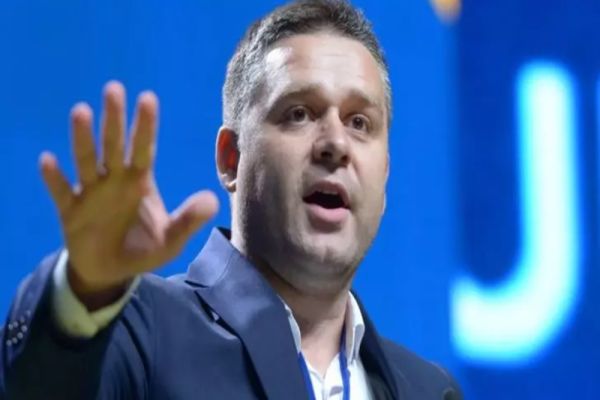 Ciucu, despre criza termoficării din Capitală: „Putem livra doar apă călduță”. Cât de gravă e avaria de la CET Sud