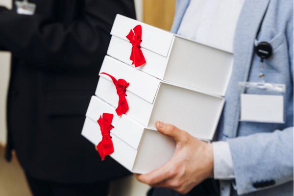 HR în 2026: Ce cadouri funcționează într-o echipă mixtă