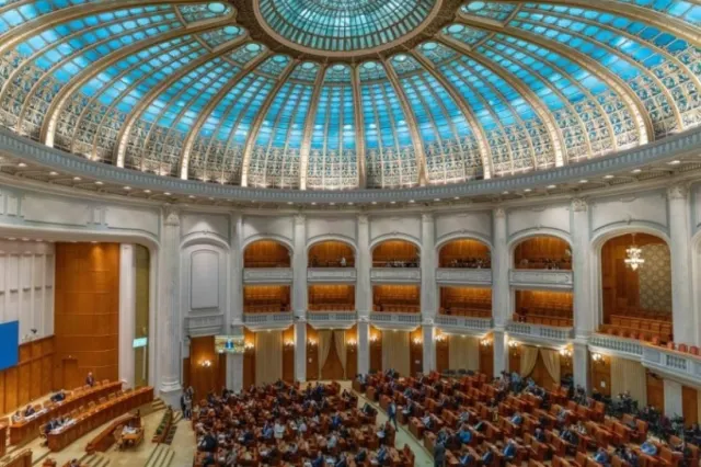 Scandal în Parlament pe tema centralelor pe cărbune. Vot decisiv în Camera Deputaților