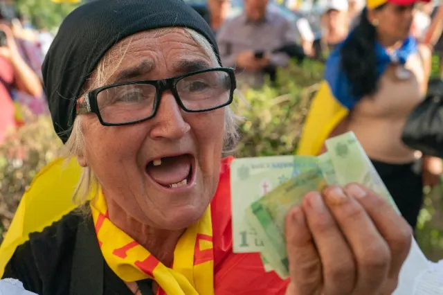 Topul pensionarilor săraci, în România. Moldova este „lider”. Câți români sunt obligați să „se descurce” cu 1.300 de lei pe lună