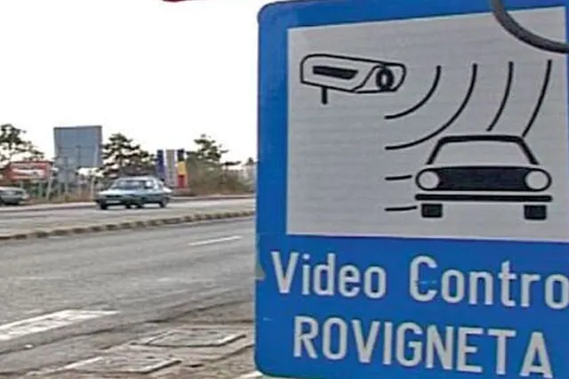 Taxe de drum de schimbă radical de la 1 octombrie. Pe lângă rovinietă, apare și TollRo
