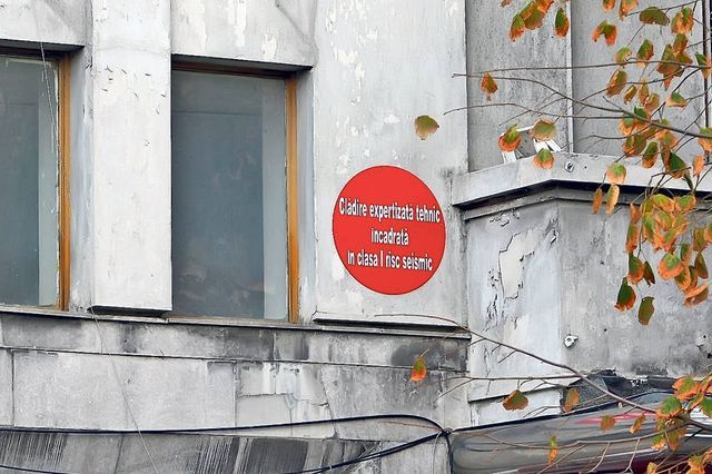 Reguli noi de la Primăria Capitalei. Ce pățesc bucureștenii care ignoră notificările de reabilitare a imobilelor