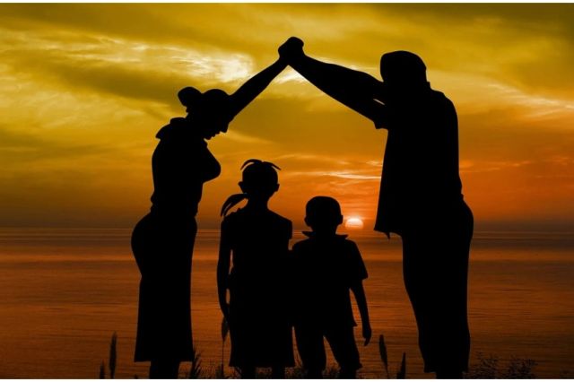 Noi facilități fiscale 2026: Cine sunt părinții care ar putea scăpa de impozitul pe venit