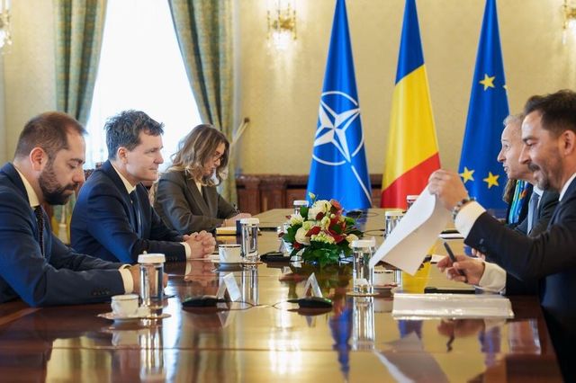 Nicușor Dan, semnal de alarmă după discuțiile cu OMV Petrom: România importă 80% din țițeiul necesar. Proiectul Neptun Deep, vital pentru 2027