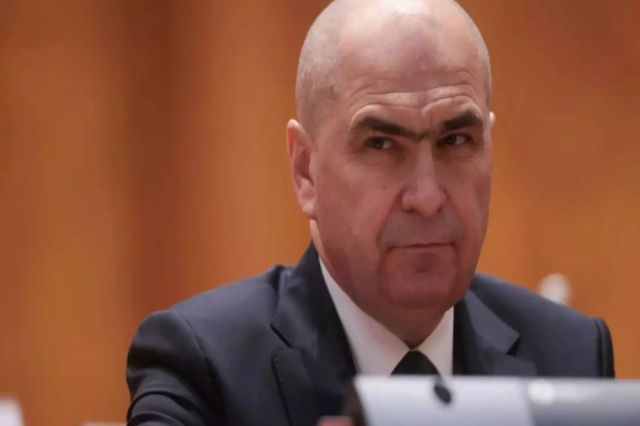 Soțul consilierei lui Bolojan critică dur noua lege a salarizării