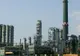 Cea mai mare rafinărie din țară își reduce consumul de energie