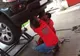 Dispută între asiguratori și patronii de service auto pe tema RCA