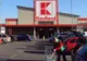 Masura fara precedent la Kaufland. Ce se intampla cu angajatii...