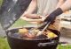 6 greșeli de siguranță alimentară pe care oamenii le fac la grătare, vara